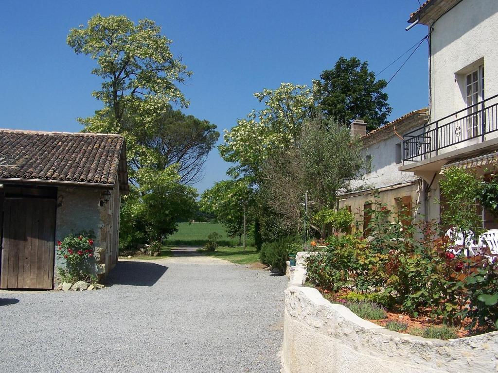 Domaine Capiet Bed & Breakfast Courpiac Exterior photo
