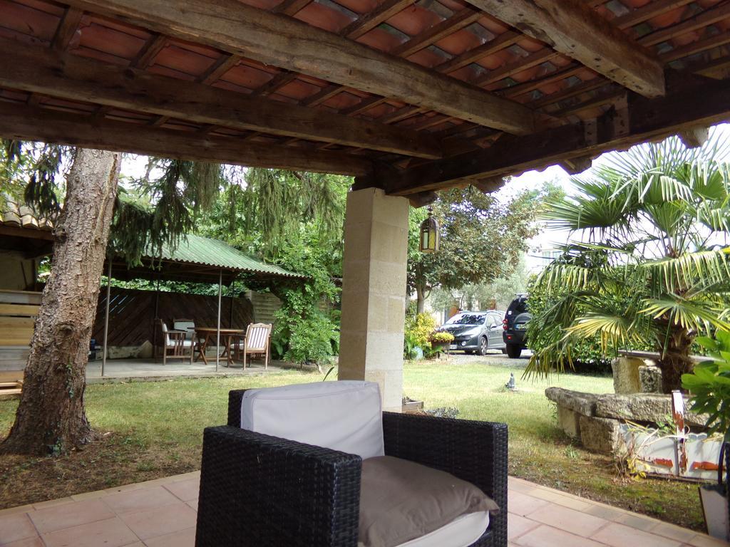 Domaine Capiet Bed & Breakfast Courpiac Exterior photo